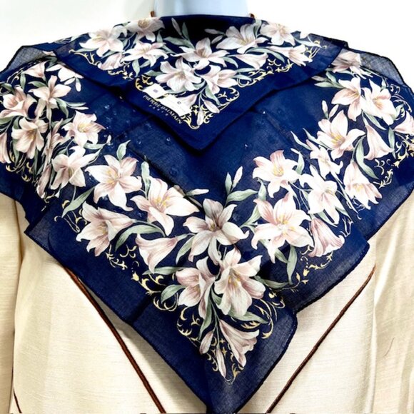New Pierre Balmain MiniScarf/Handkerchief Cotton 17"  Blue Green Floral (81 - Picture 1 of 4